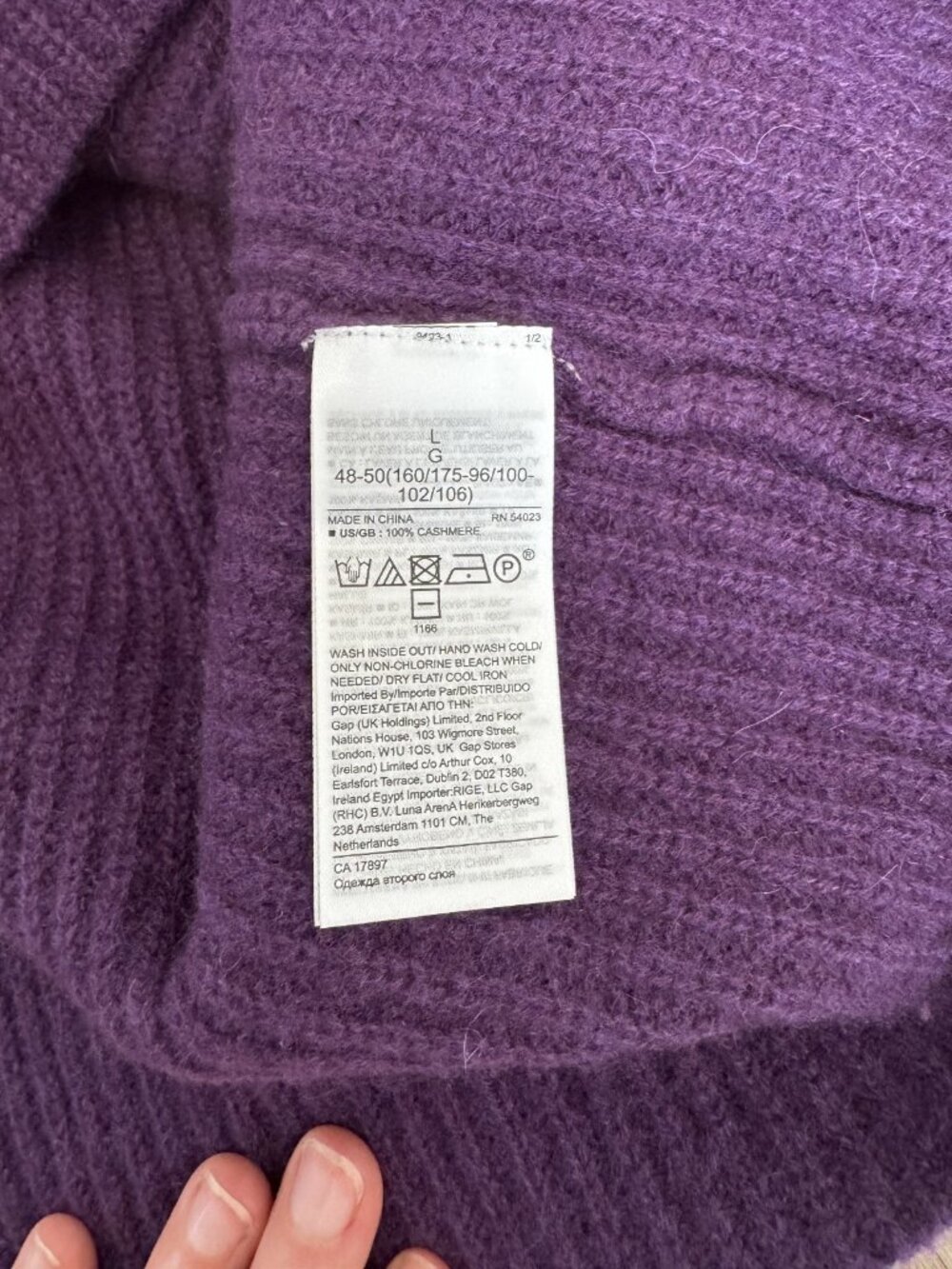 Banana Republic Lucia Relaxed Ribbed Cashmere Sweater Plum Purple Size L - Picture 12 of 13